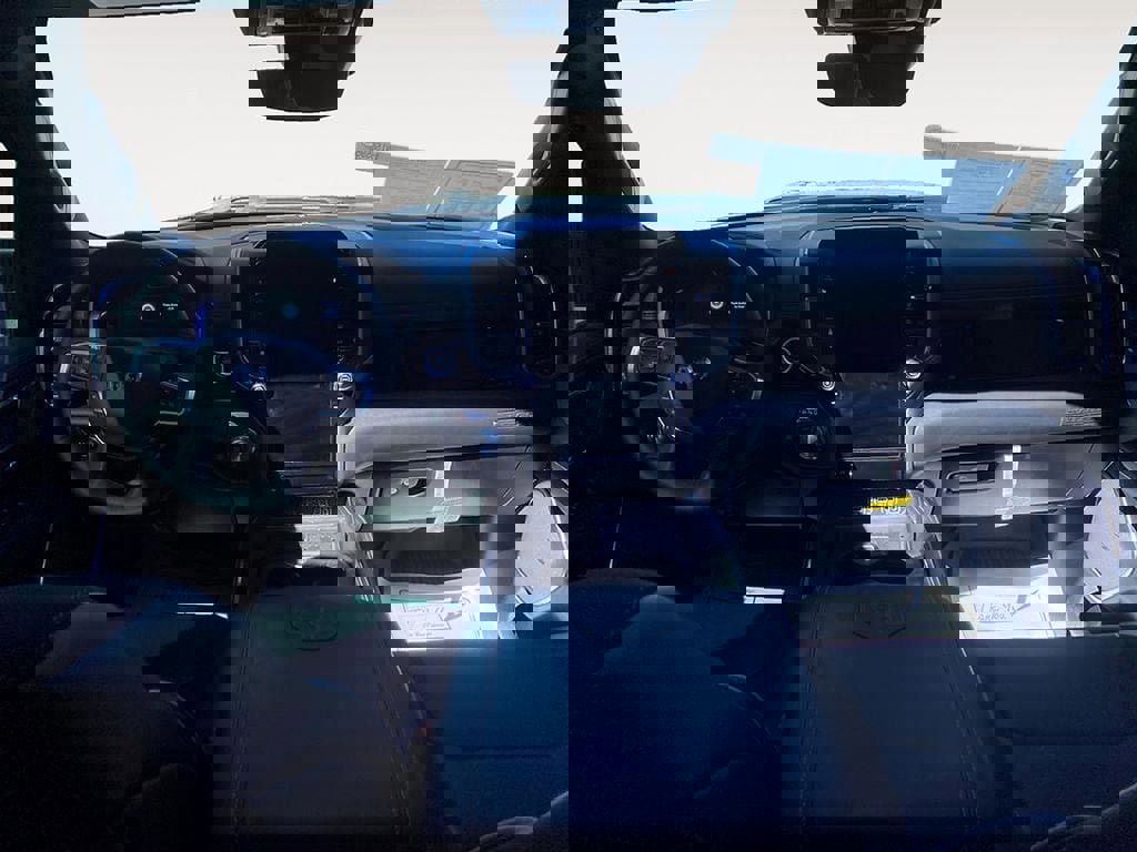 Used 2026 RAM 1500 Laramie AWD/4WD image 13