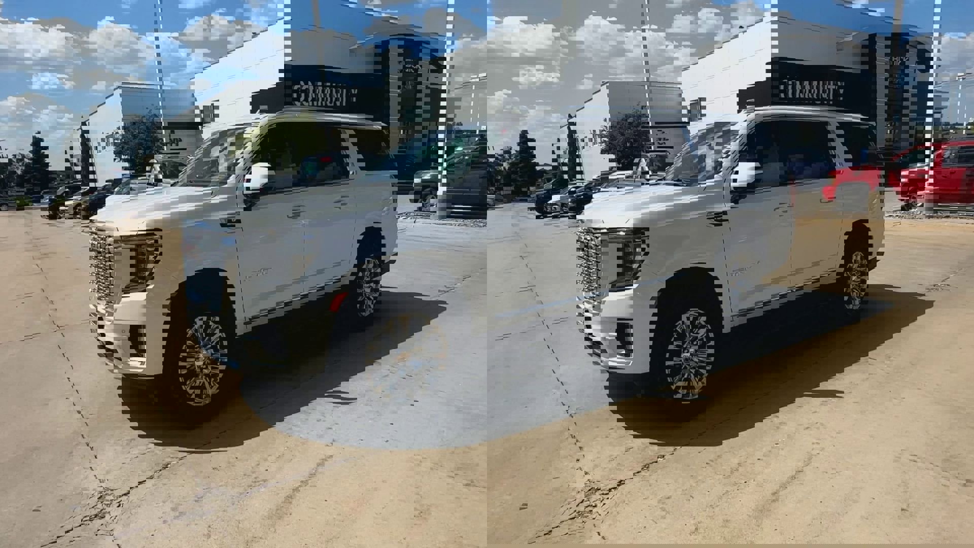 Certified 2023 GMC Yukon XL Denali image 46