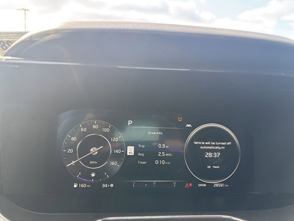 Used 2023 Kia Sorento SX image 9