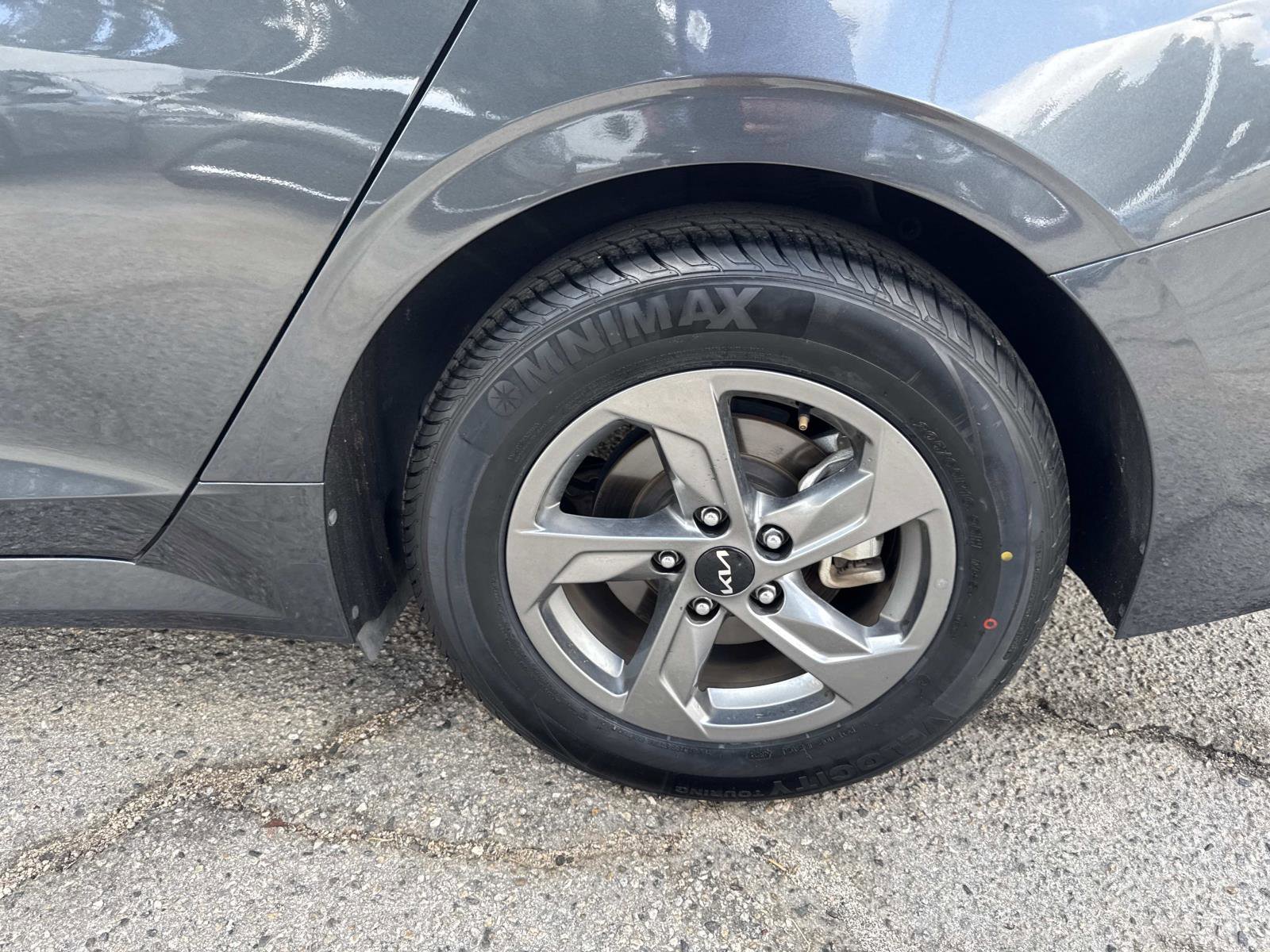 Used 2023 Kia K5 LXS image 6