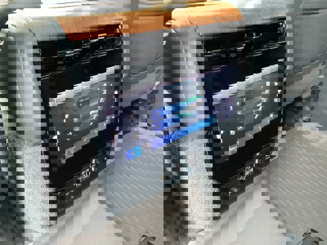 Used 2024 Jeep Grand Wagoneer Series III w/ Flexible Seating Group image 9