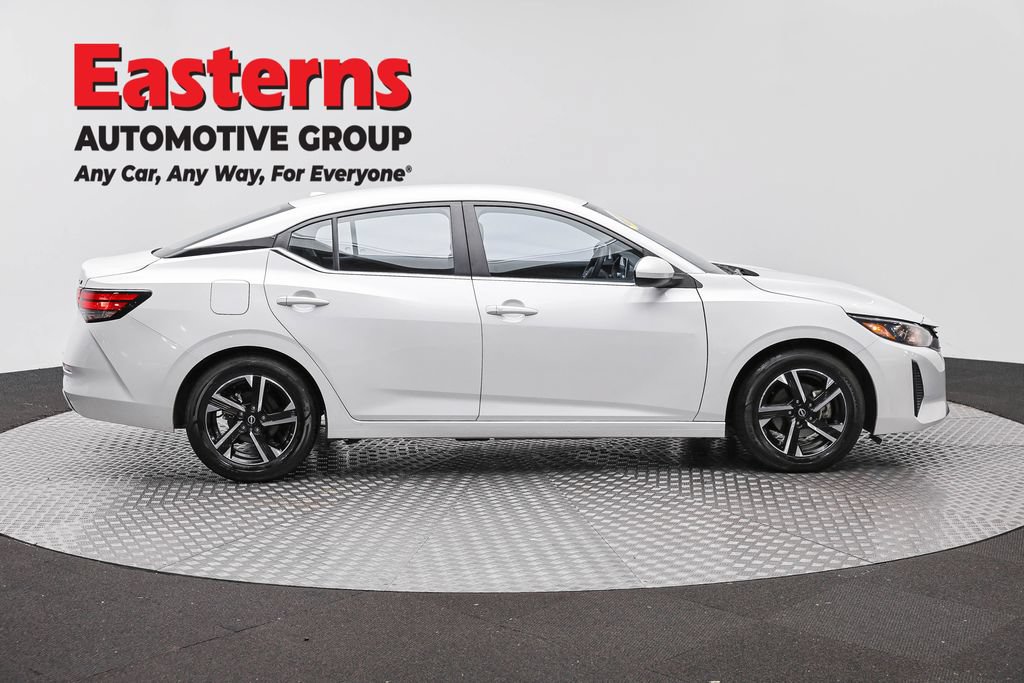 Used 2024 Nissan Sentra SV FWD image 6