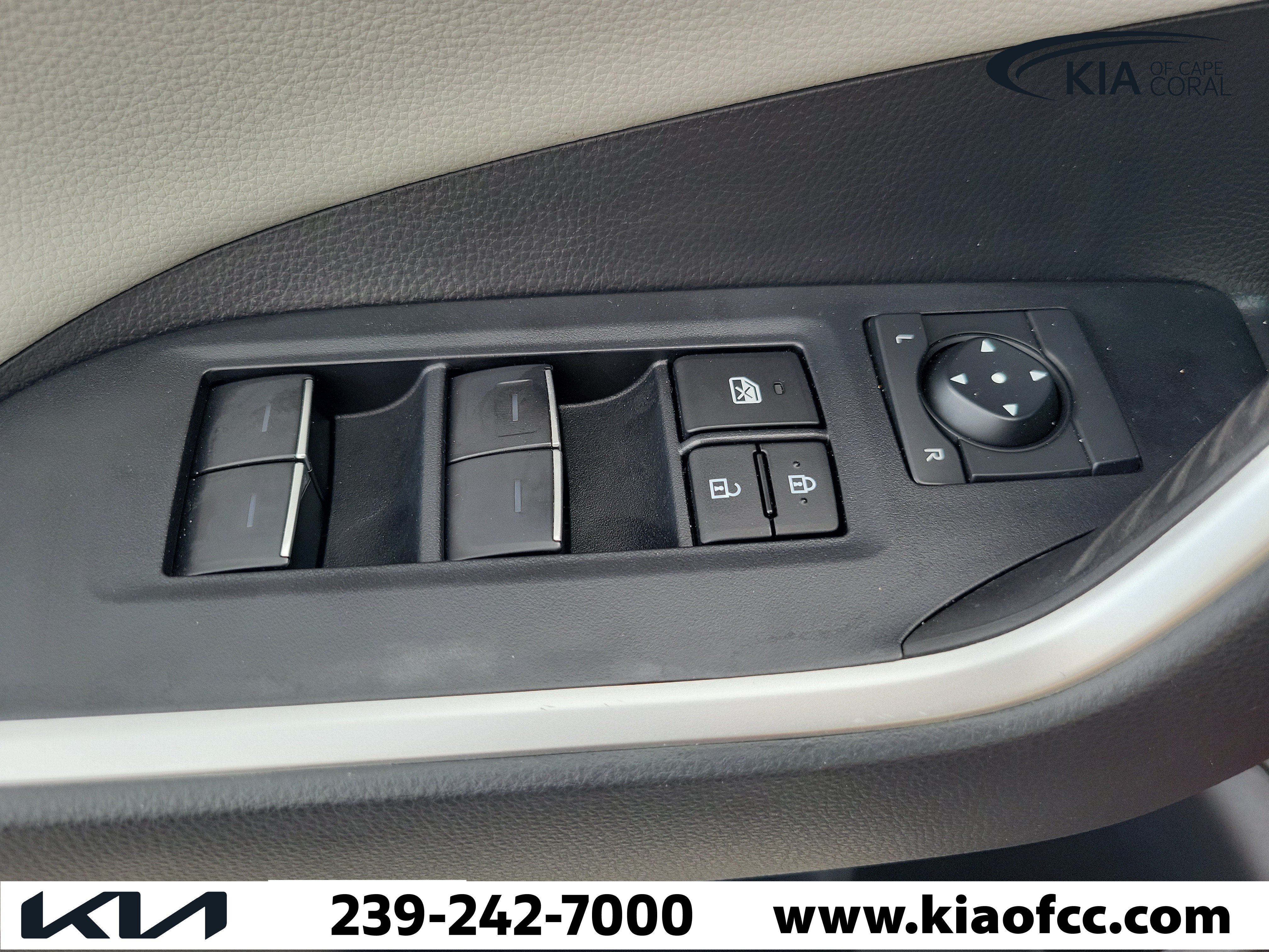 Used 2024 Toyota RAV4 Limited w/ Advanced Technology Package FWD image 25