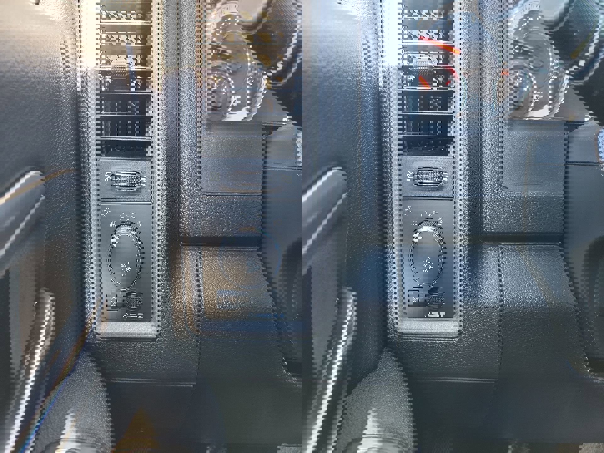 Used 2021 RAM 1500 Express w/ Express Value Package image 24