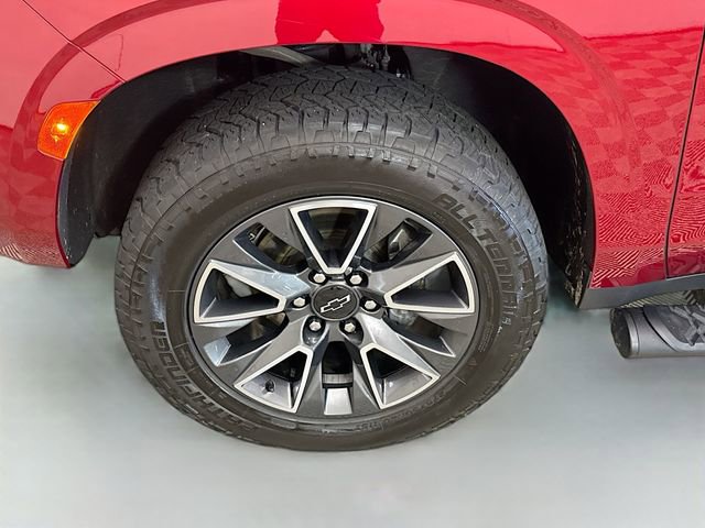 Used 2022 Chevrolet Tahoe Z71 w/ Luxury Package AWD/4WD image 34