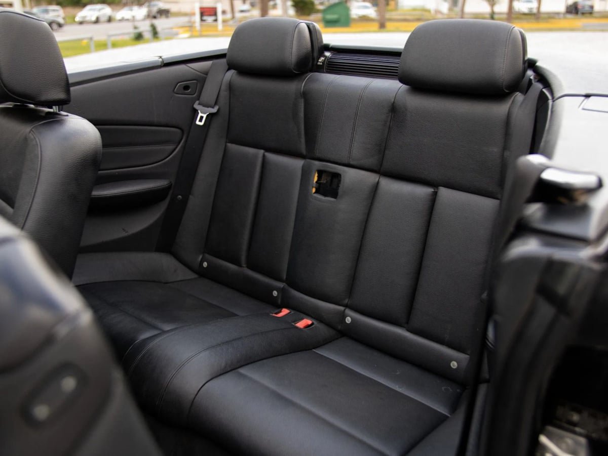 Used 2012 BMW 135i Convertible RWD image 25