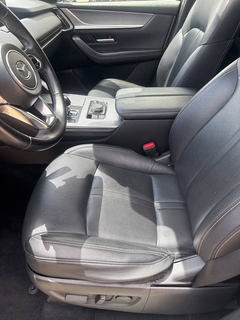 Certified 2025 MAZDA CX-70 3.3 Turbo w/ Preferred Package AWD/4WD image 19