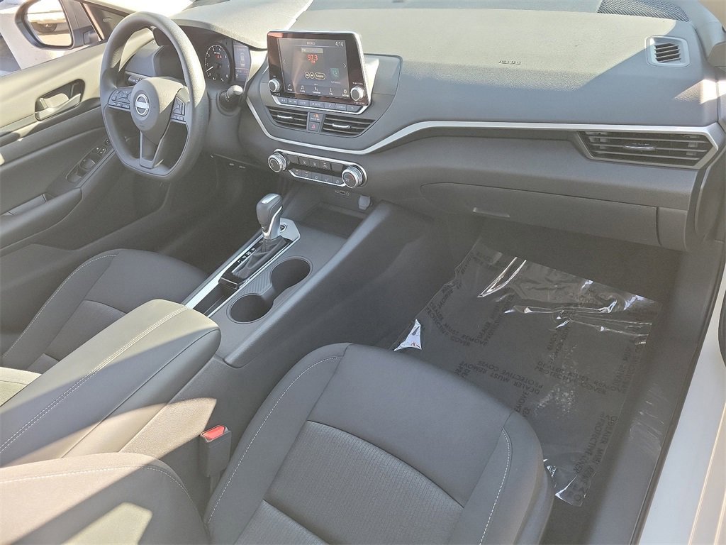 New 2025 Nissan Altima 2.5 S image 9