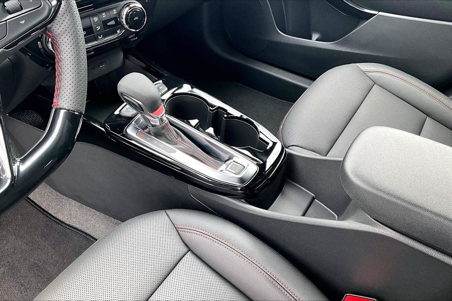 New 2026 Chevrolet Trax RS w/ Driver Confidence Package FWD image 28
