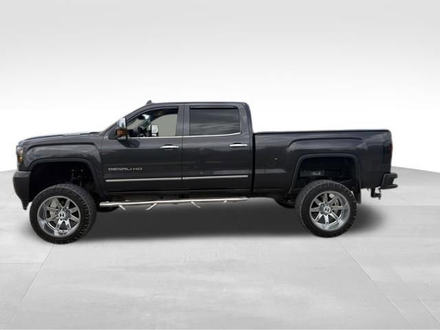 Used 2015 GMC Sierra 2500 Denali w/ Duramax Plus Package AWD/4WD image 6