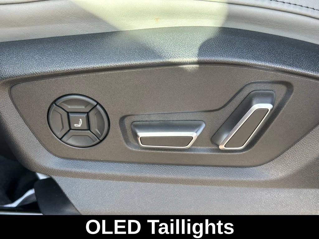 New 2026 Audi SQ8 Prestige image 22