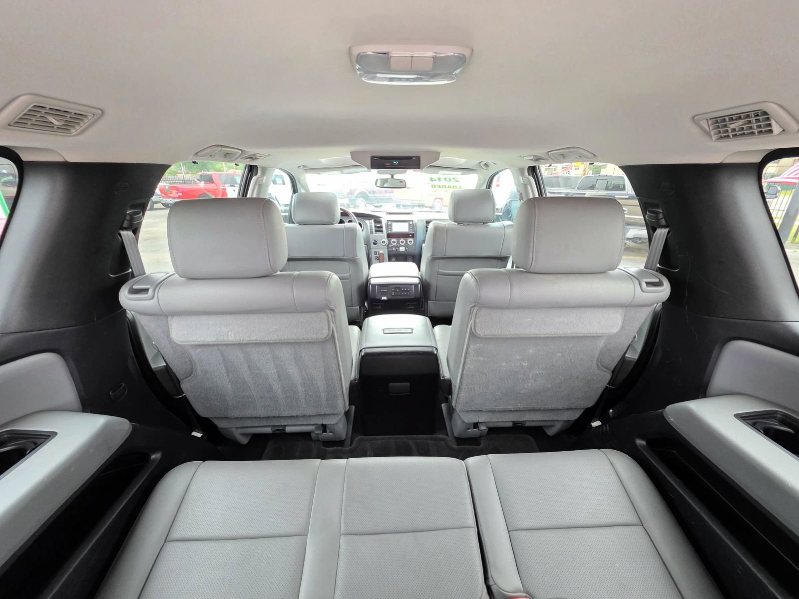 Used 2014 Toyota Sequoia Platinum AWD/4WD image 9