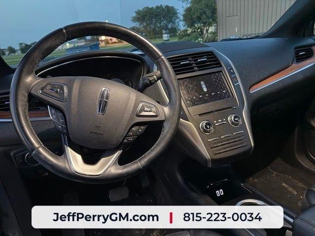 Used 2017 Lincoln MKC Reserve w/ Lincoln MKC Climate Package AWD/4WD image 10