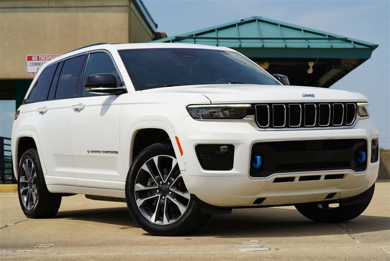 Used 2023 Jeep Grand Cherokee Overland AWD/4WD image 11