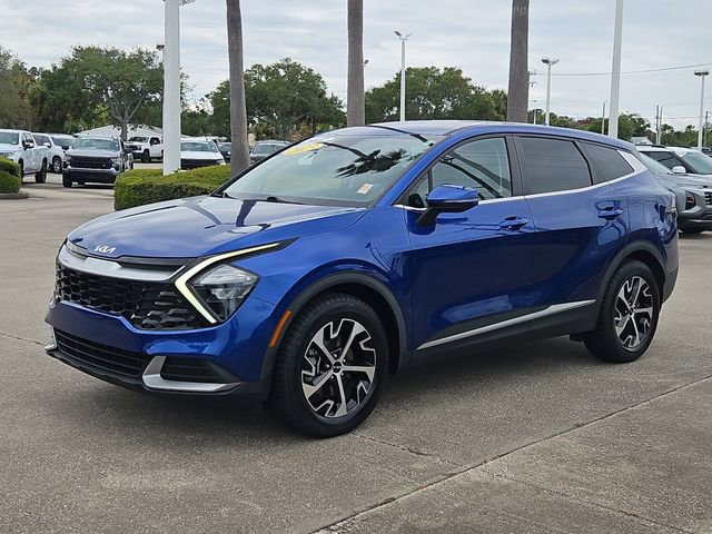 Used 2023 Kia Sportage EX image 2