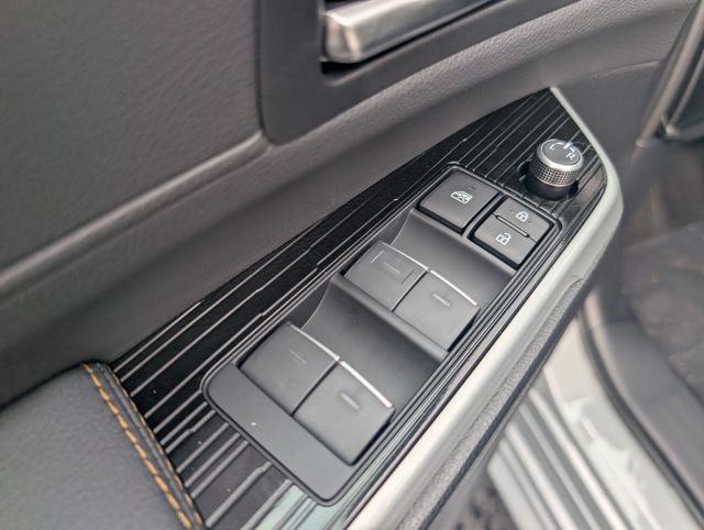 New 2026 Toyota Sienna XLE Woodland Edition AWD/4WD image 19