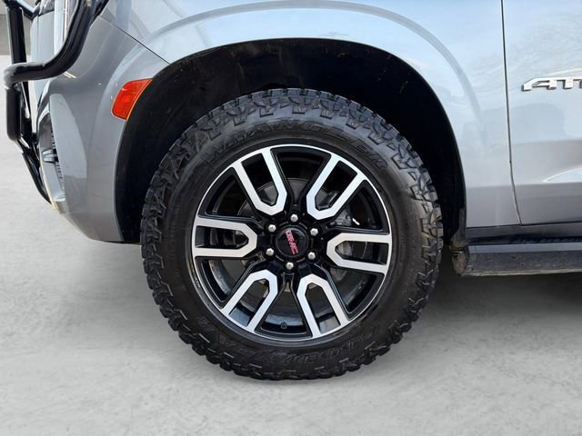 Used 2023 GMC Yukon XL AT4 w/ Technology Package image 23