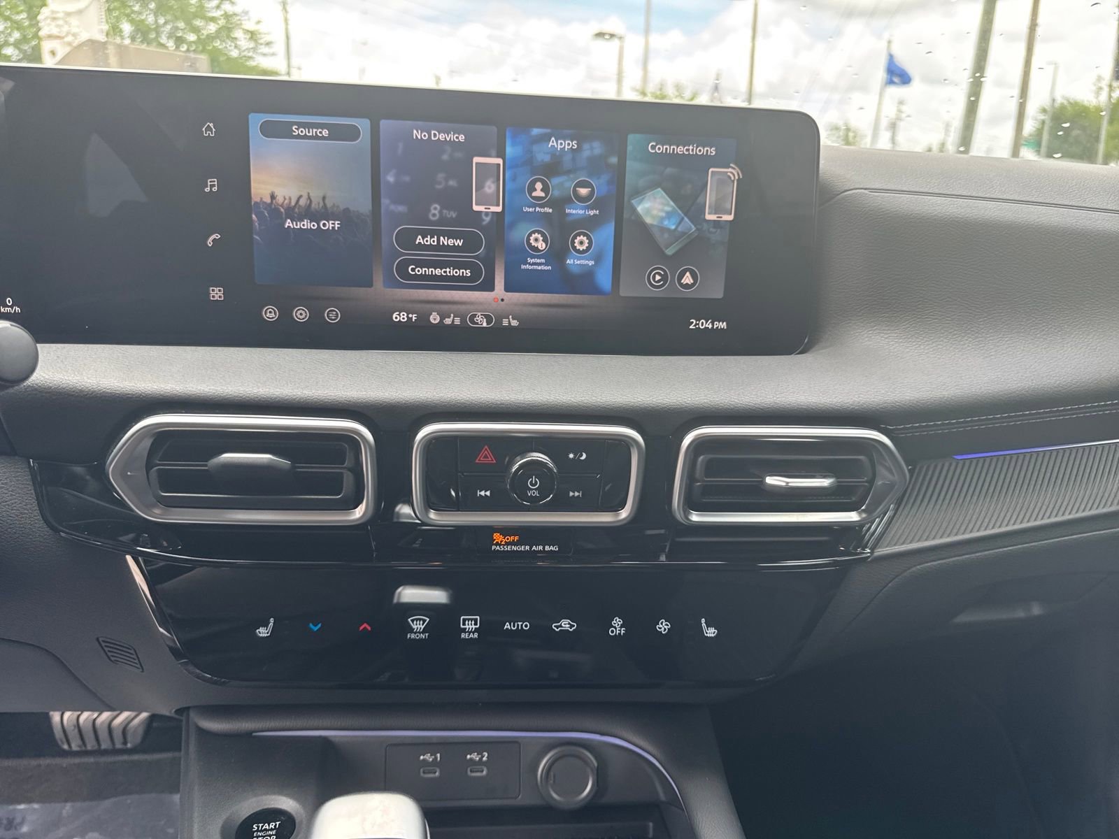 Certified 2026 Nissan Sentra SV w/ SV Convenience Package FWD image 17