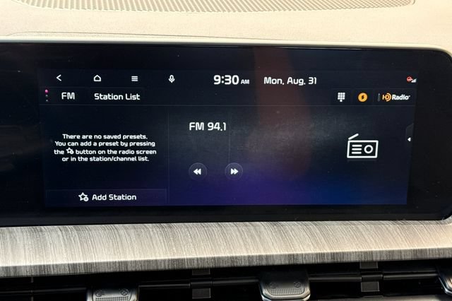 Certified 2024 Kia Telluride EX w/ EX Captain's Chair Package AWD/4WD image 25
