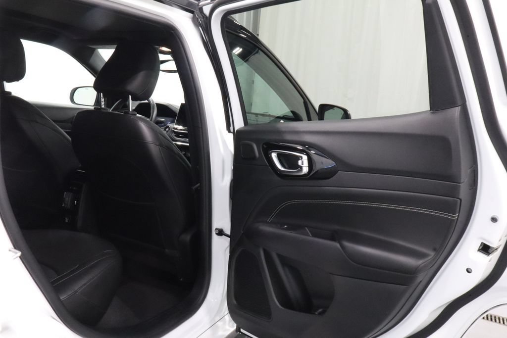 Certified 2022 Jeep Compass High Altitude AWD/4WD image 18