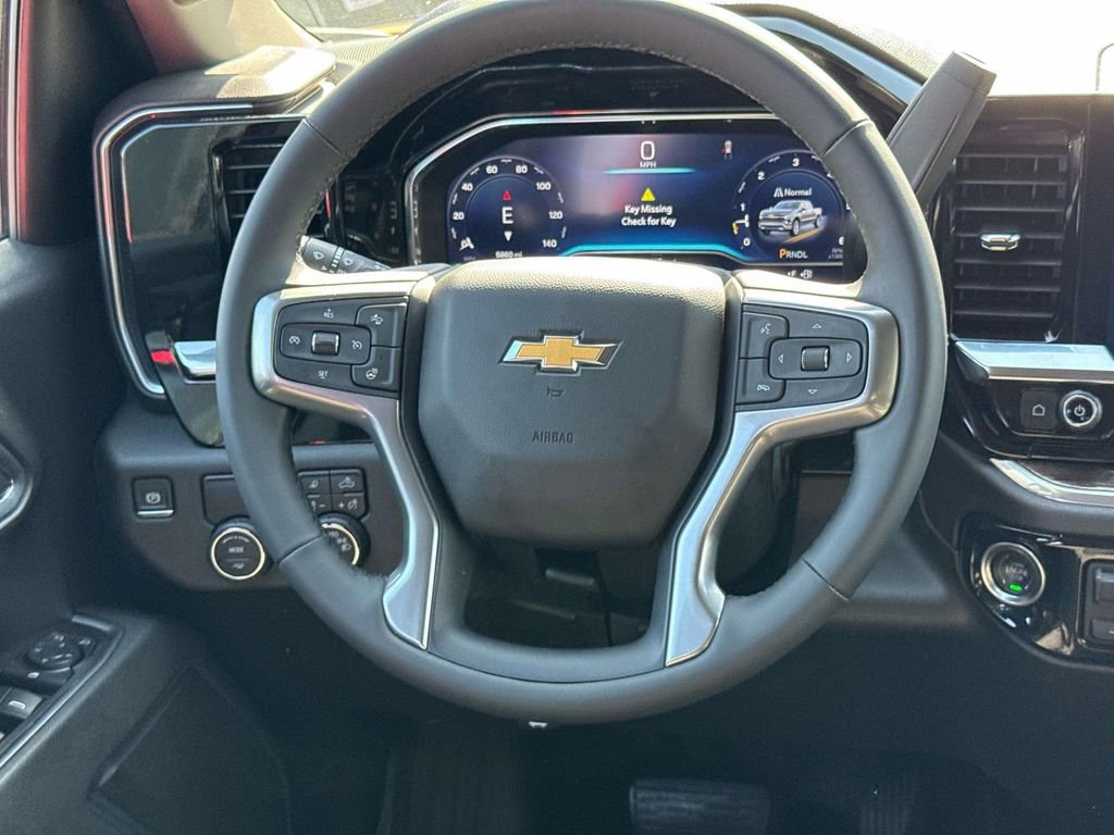 Used 2025 Chevrolet Silverado 1500 LT w/ Safety Package RWD image 15