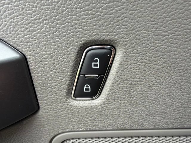 Used 2020 Ford F150 XLT AWD/4WD image 22