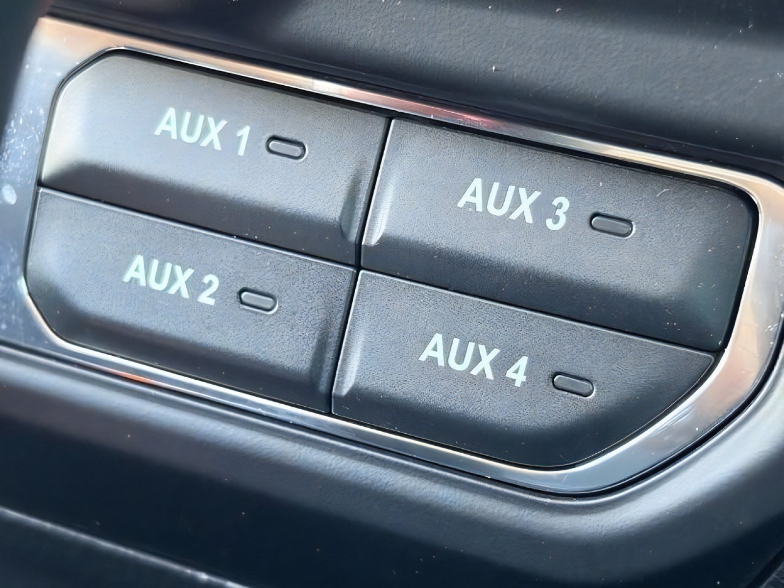 Used 2023 Jeep Wrangler Unlimited Rubicon 392 w/ Trailer Tow Package AWD/4WD image 29