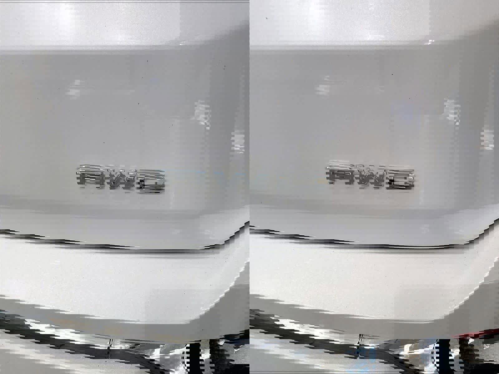 Used 2022 GMC Terrain Denali image 29