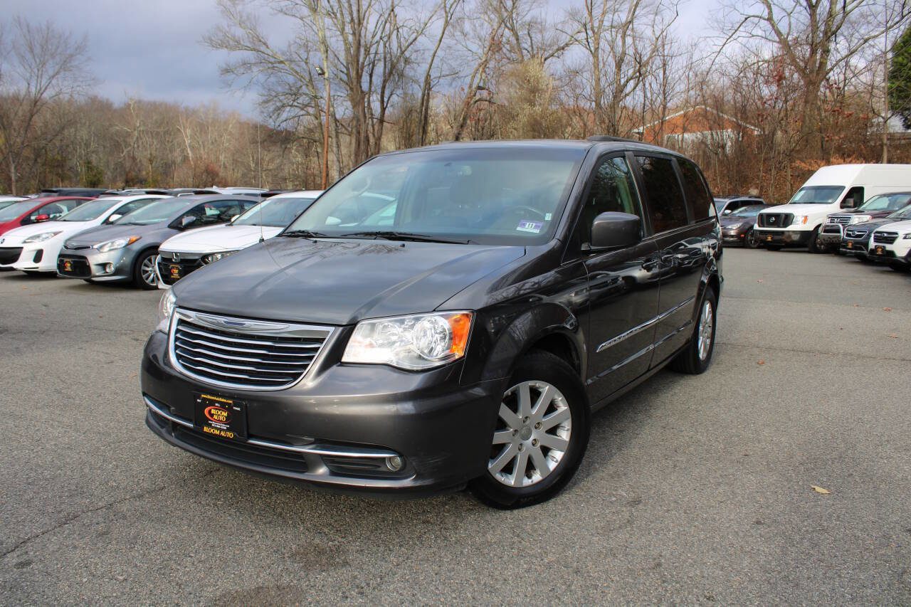 Used 2016 Chrysler Town & Country Touring