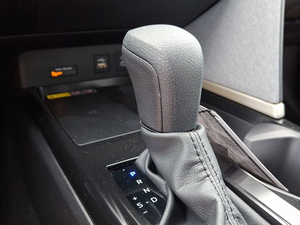 New 2026 Toyota Camry LE FWD image 18
