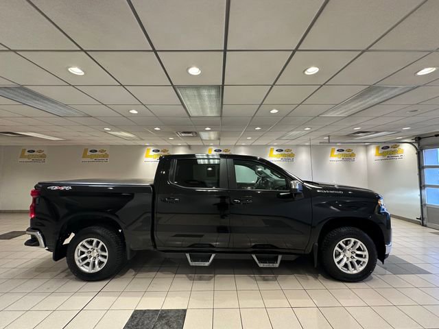 Used 2021 Chevrolet Silverado 1500 LT AWD/4WD image 3