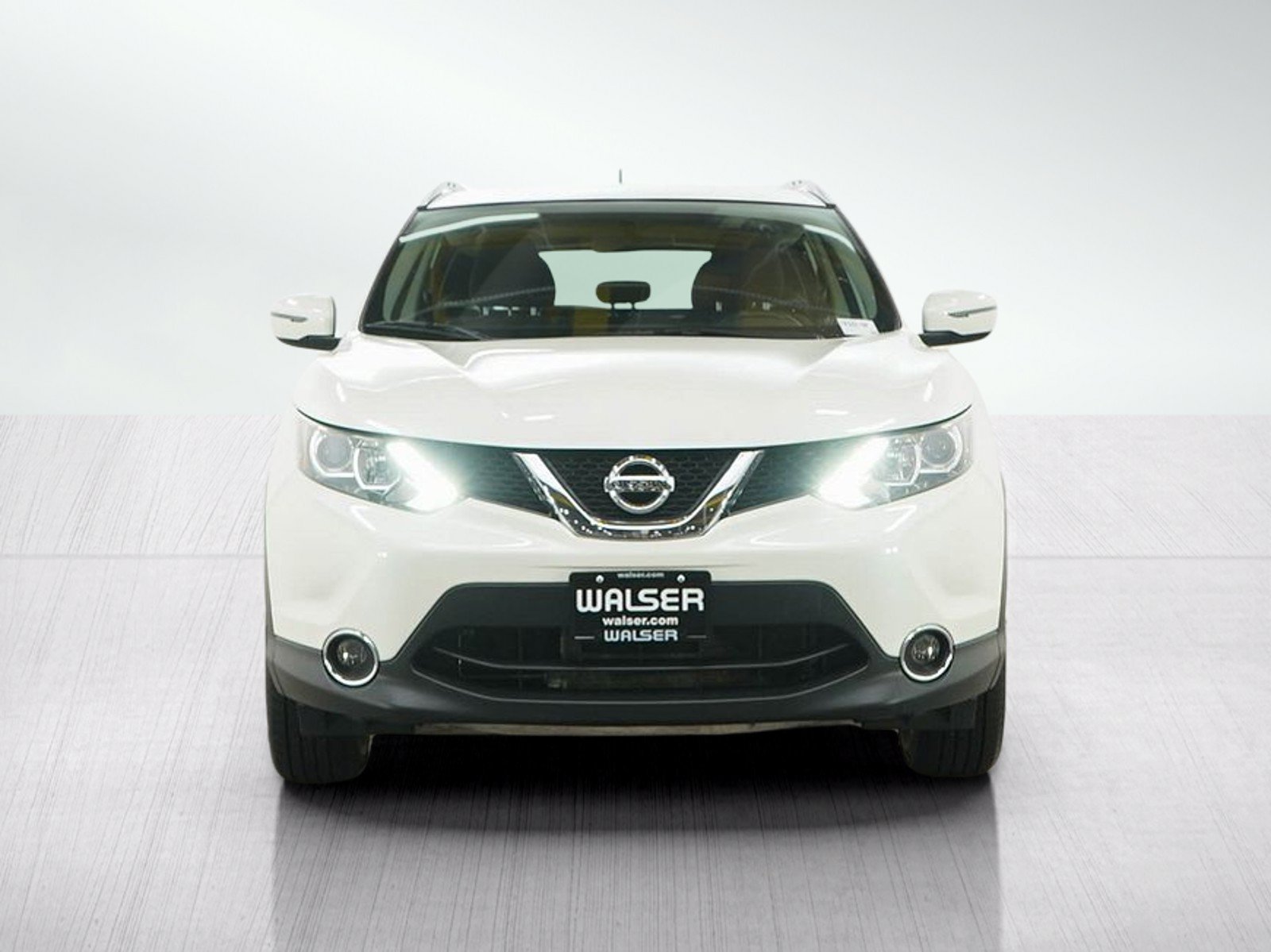 Used 2017 Nissan Rogue Sport SV w/ SV All-Weather Package AWD/4WD image 8