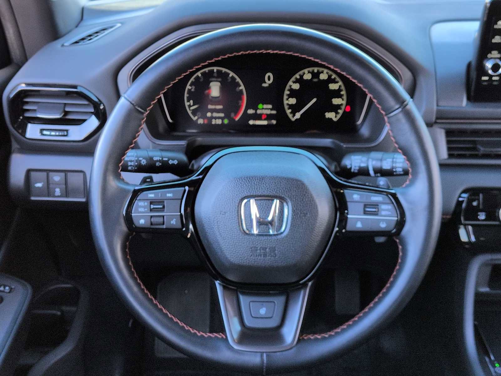 Used 2024 Honda Pilot TrailSport image 25