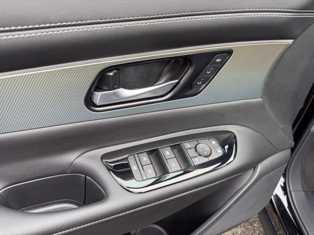 Certified 2026 Nissan Murano SL AWD/4WD image 10