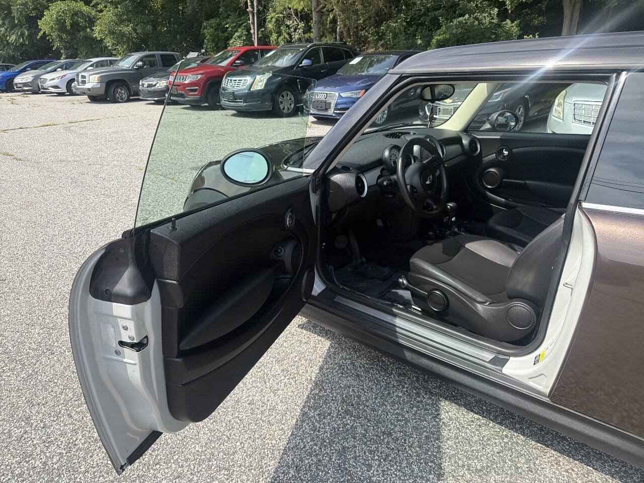 Used 2014 MINI Cooper Clubman FWD image 9