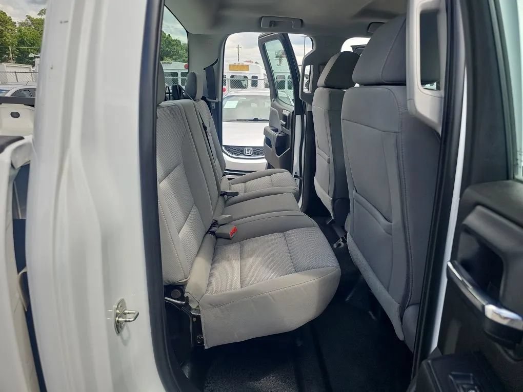 Used 2017 Chevrolet Silverado 1500 W/T w/ Trailering Package RWD image 18