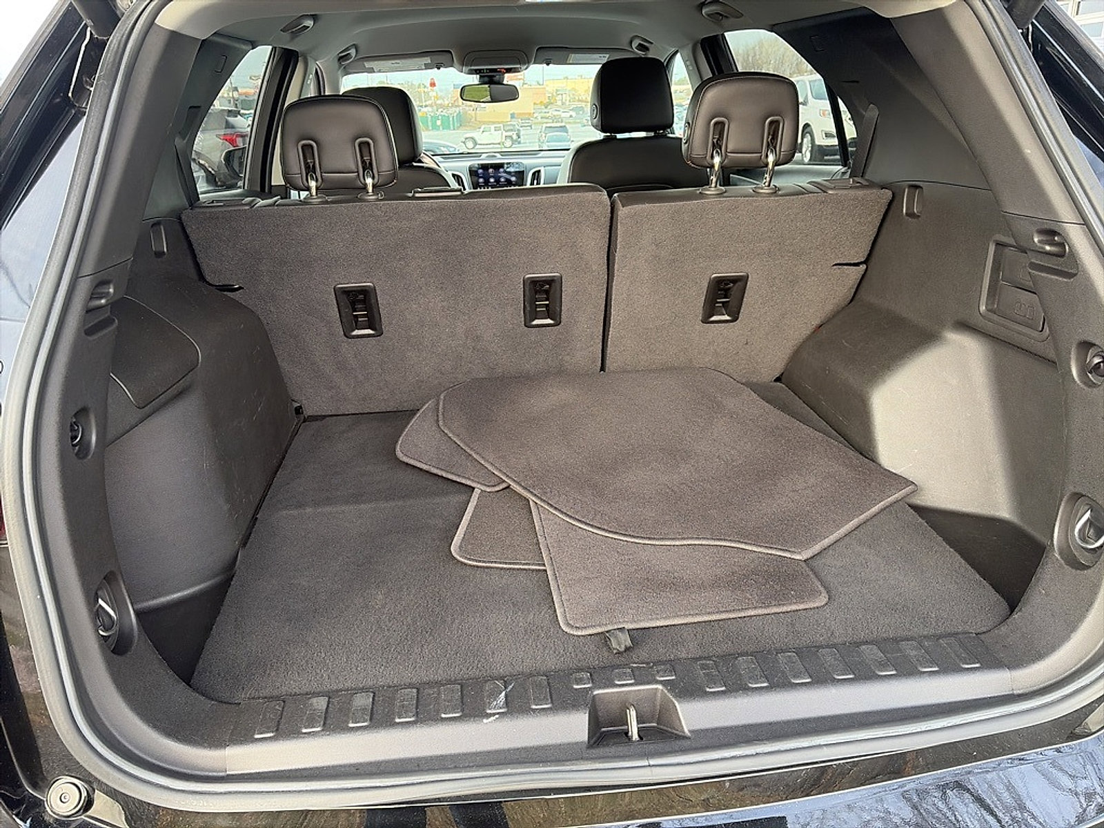 Used 2020 Chevrolet Equinox Premier image 26