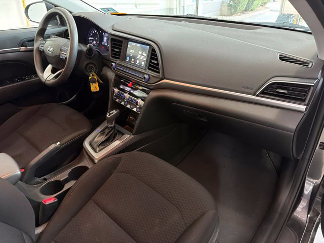 Used 2020 Hyundai Elantra SEL w/ Cargo Package (C1) FWD image 14