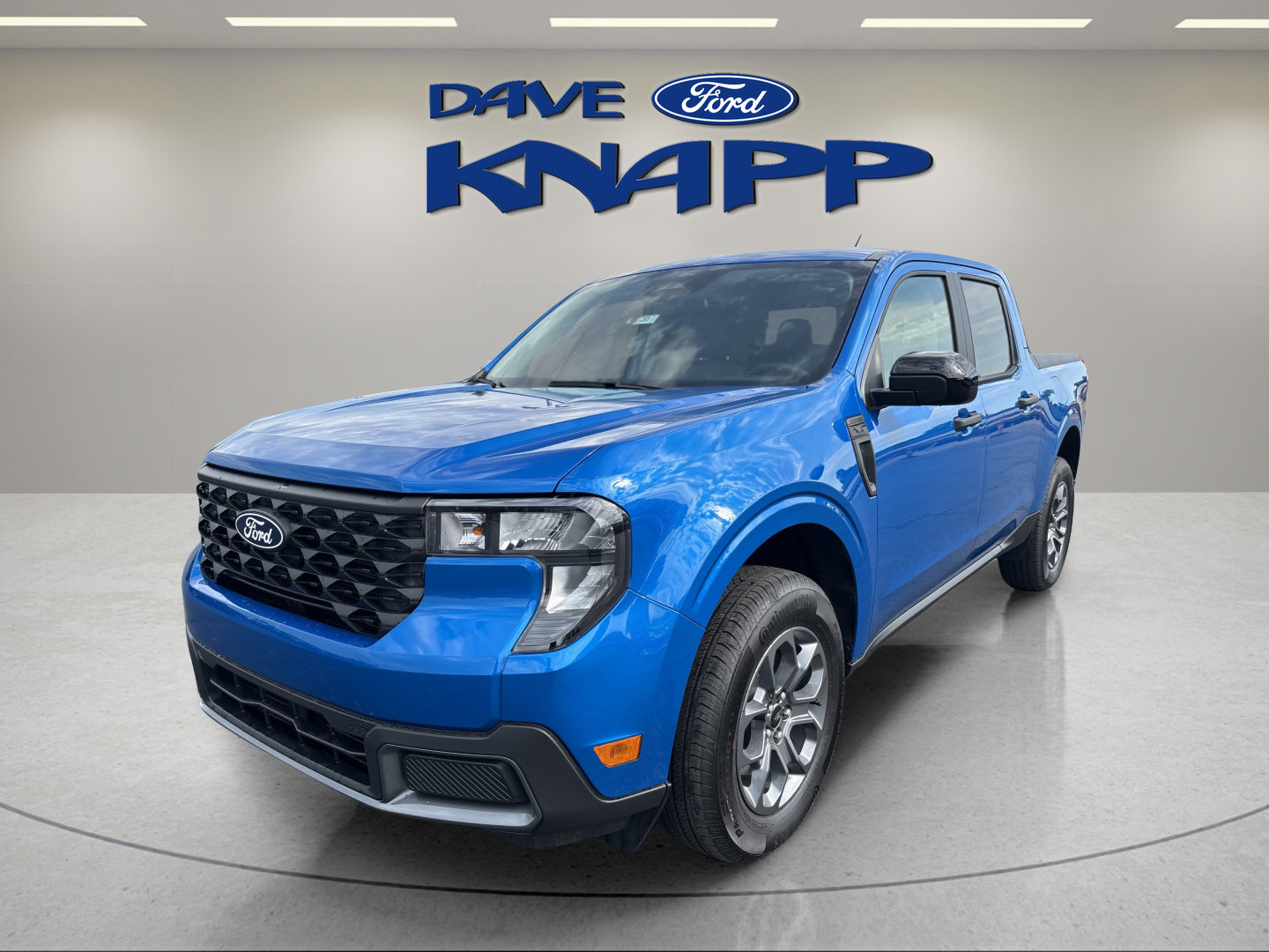 New 2026 Ford Maverick XLT w/ XLT Luxury Package FWD image 3