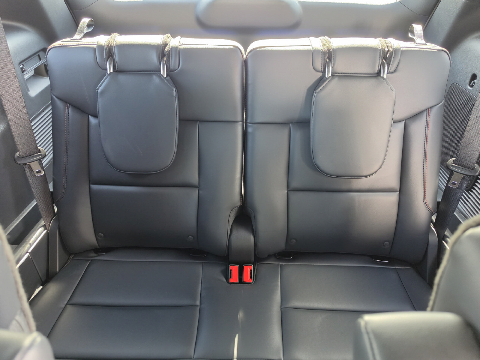 Used 2026 Ford Explorer ST-Line w/ ST-Line Street Pack AWD/4WD image 20