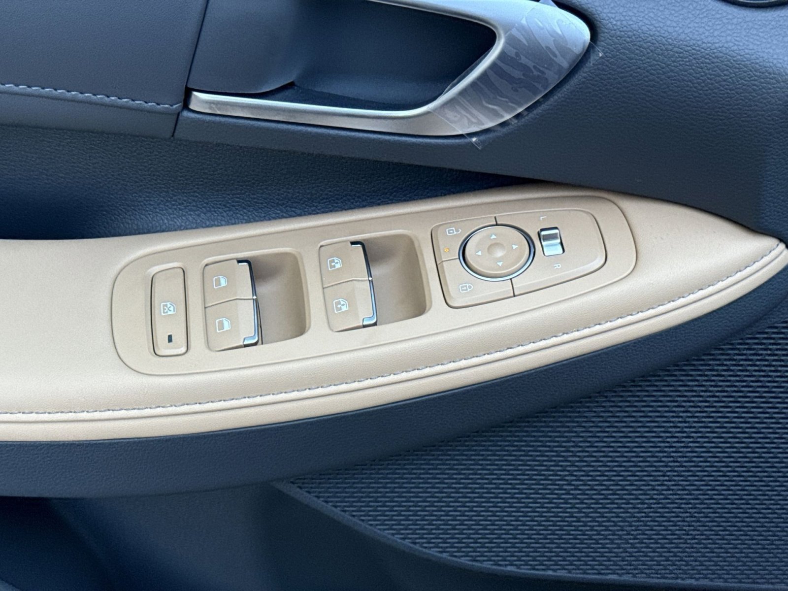 New 2026 Hyundai Sonata Limited FWD image 15
