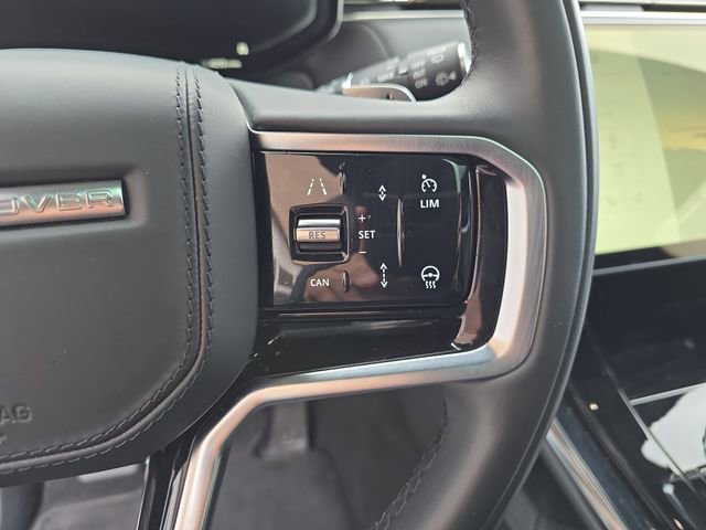 Used 2025 Land Rover Range Rover Sport SE image 21