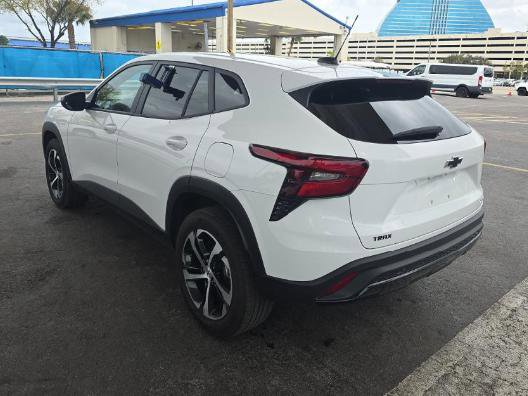 Used 2025 Chevrolet Trax RS image 5