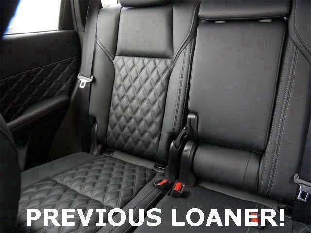 Used 2025 Mitsubishi Outlander SEL image 13