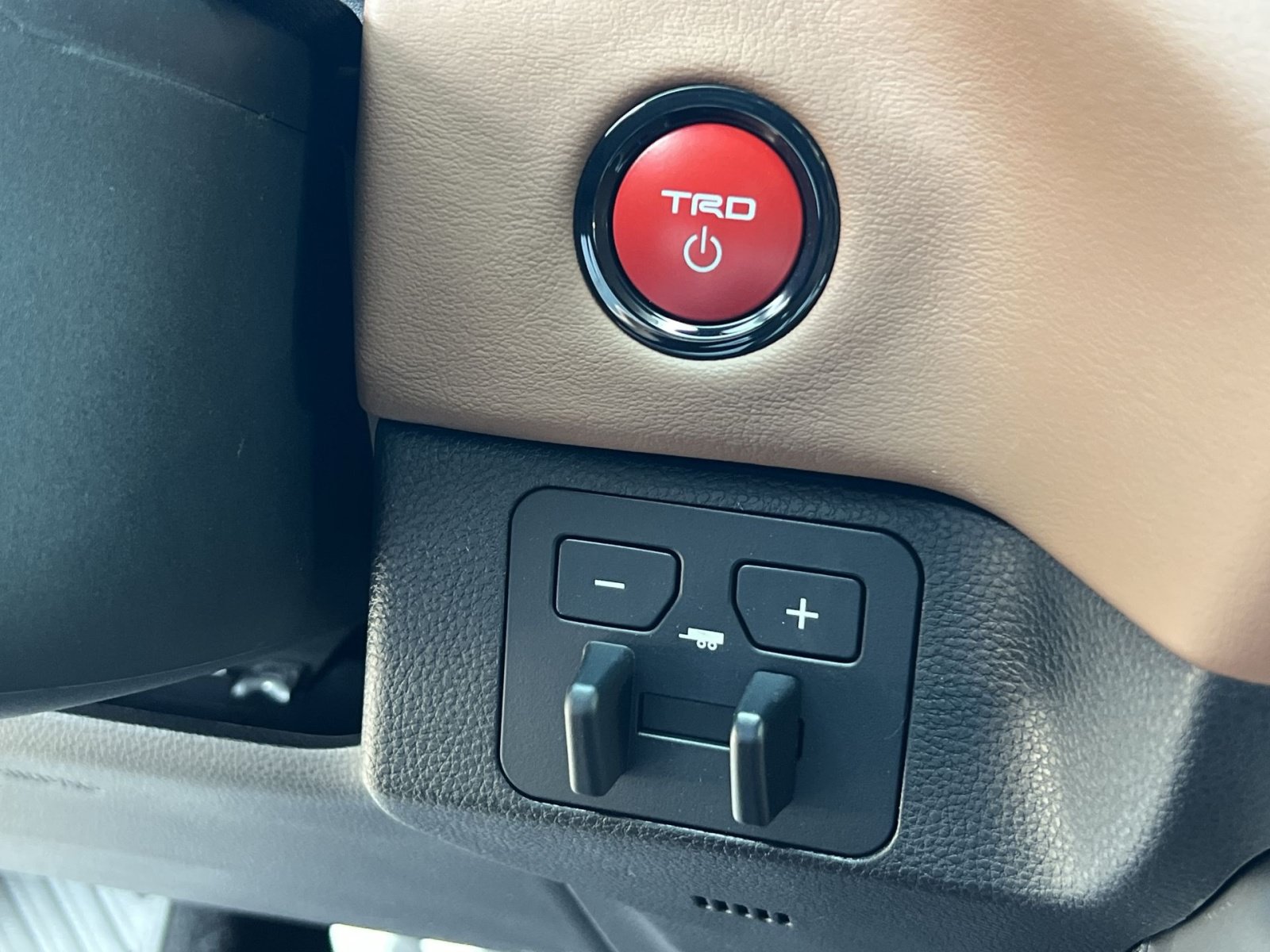 New 2026 Toyota Tundra 1794 Edition AWD/4WD image 27