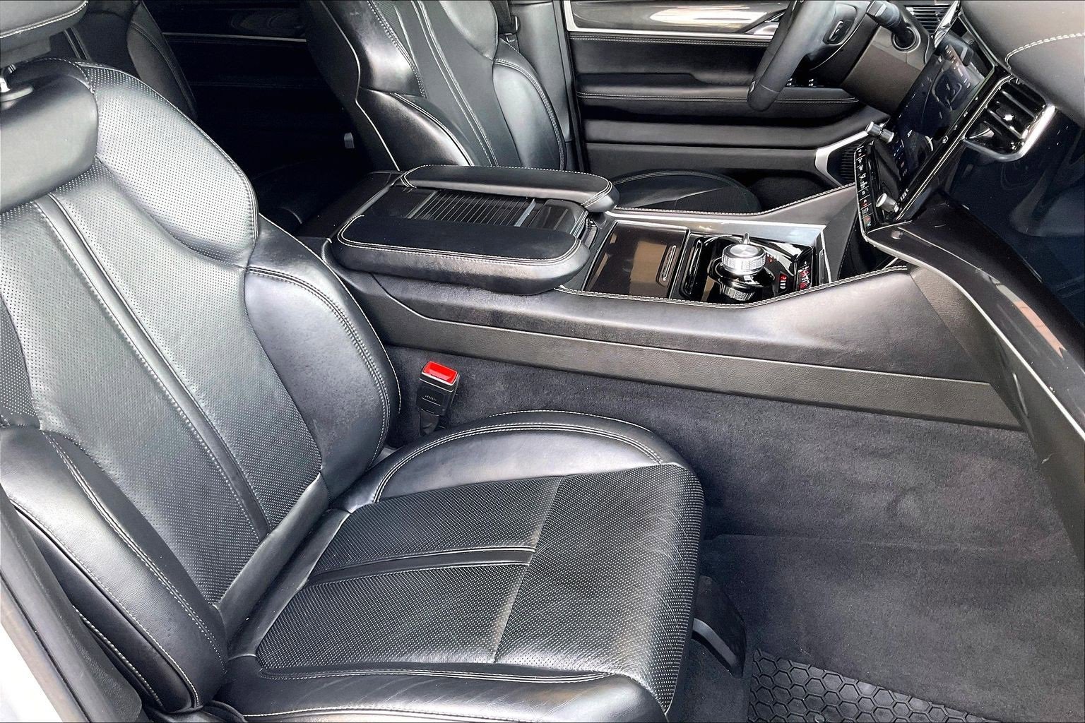 Used 2022 Jeep Wagoneer Series I w/ Convenience Group I image 23