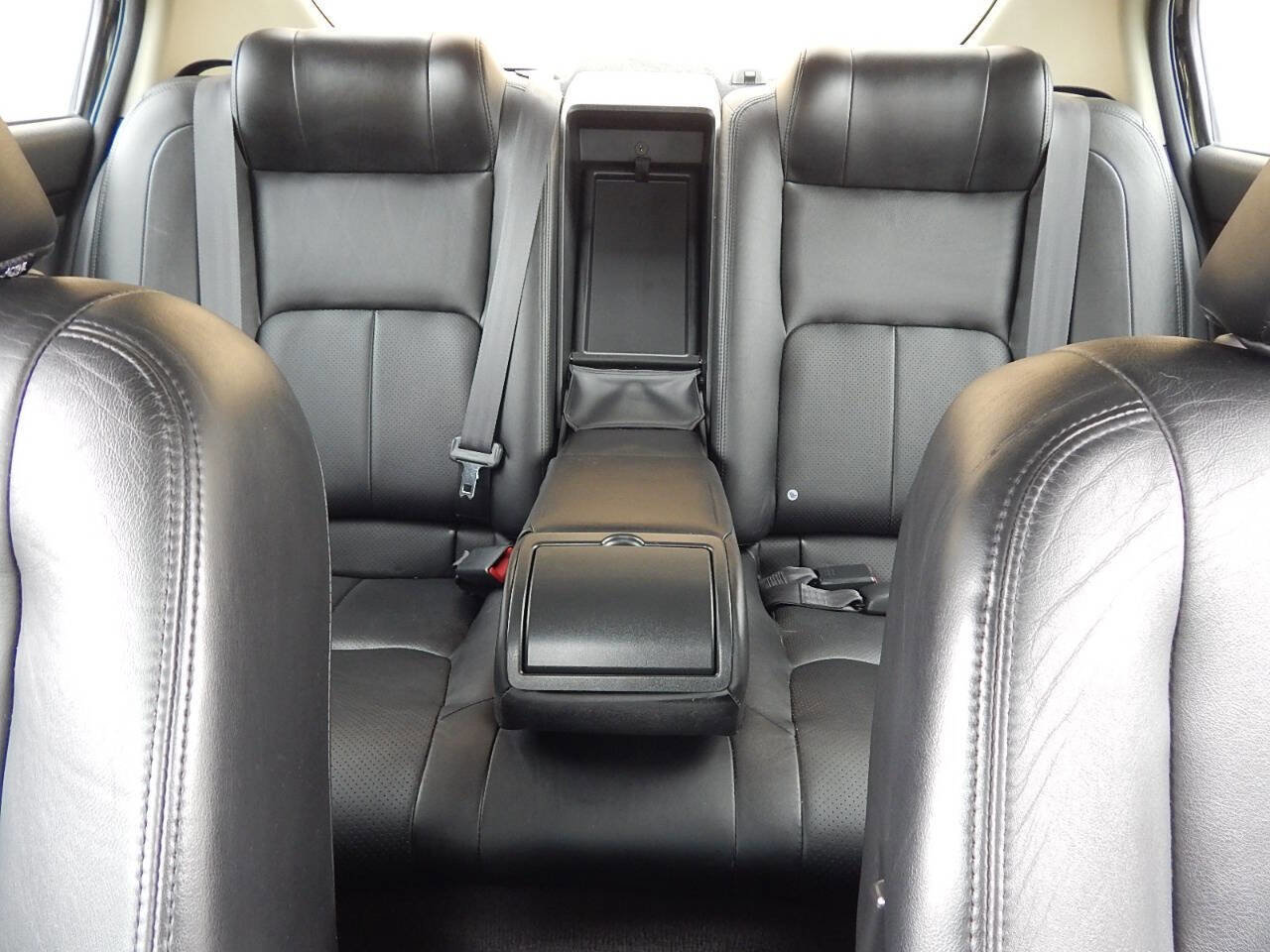 Used 2004 INFINITI G35 Sedan w/ Sport-Tuned Suspension Pkg image 17