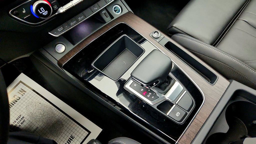 Used 2024 Audi Q5 2.0T Premium w/ Convenience Package image 16