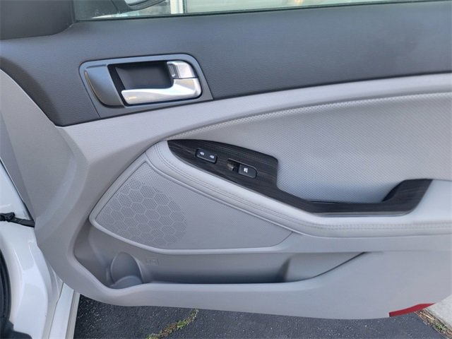 Used 2015 Kia Optima EX image 22