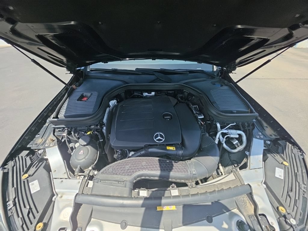 Used 2022 Mercedes-Benz GLC 300 4MATIC image 12
